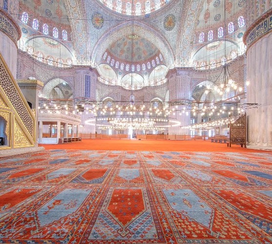 blue mosque interior view909090876 The Blue Mosque Istanbul-Turkey