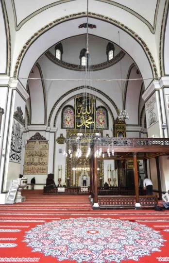 Bursa Grand Mosque: A Journey Through History and Architecture 5 Bursa Grand Mosque: A Journey Through History and Architecture - Bursa Grand Mosque is not just a religious site; it's a beacon of history, culture, and artistry. Whether you're a history enthusiast, an architecture lover, or simply looking for a peaceful place to reflect, the Grand Mosque offers an enriching experience that captures the essence of Bursa's rich heritage. A visit to this magnificent site promises to be a memorable highlight of your journey through Turkey.