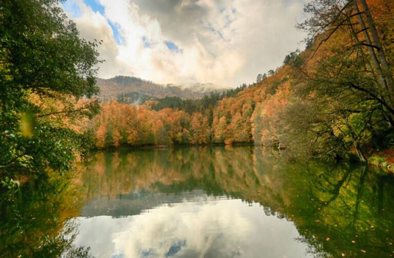 Seven Lakes National Park