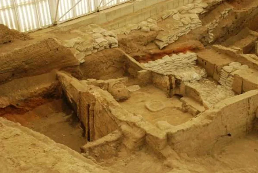 Catalhoyuk Turkey 7 Catalhoyuk Turkey - Catalhoyuk Turkey Neolithic city characteristics, history (The age of clay at Catalhoyuk etc.) and travel tips.