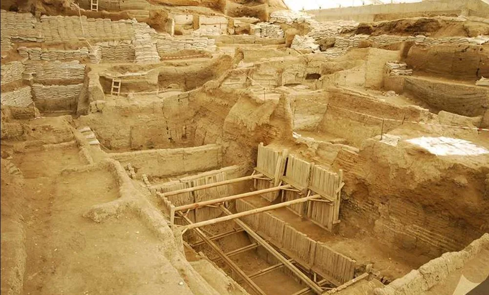 Catalhoyuk Turkey 9 Catalhoyuk Turkey - Catalhoyuk Turkey Neolithic city characteristics, history (The age of clay at Catalhoyuk etc.) and travel tips.