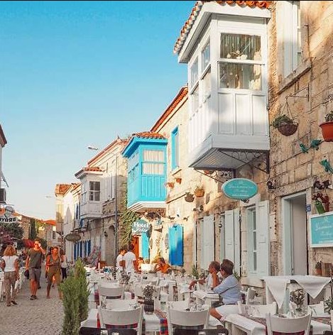 Top 10 Things to Do in Alacati Beyond the Beach 2 Top 10 Things to Do in Alacati Beyond the Beach - Alaçatı is a fascinating holiday destination not only for its sea and beaches, but also for its historical streets, cultural events and various activities. Walking through the narrow streets of Alaçatı, witnessing the history, watching surfers dancing with the wind or participating in traditional herb festivals are experiences that will make your time here truly special. This town, where both nature and culture are intertwined, promises a vacation full of activities for all tastes.